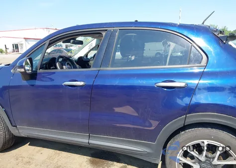2017 Fiat 500X Trekking from USA, damaged, VIN ZFBCFYCB4HP586621
